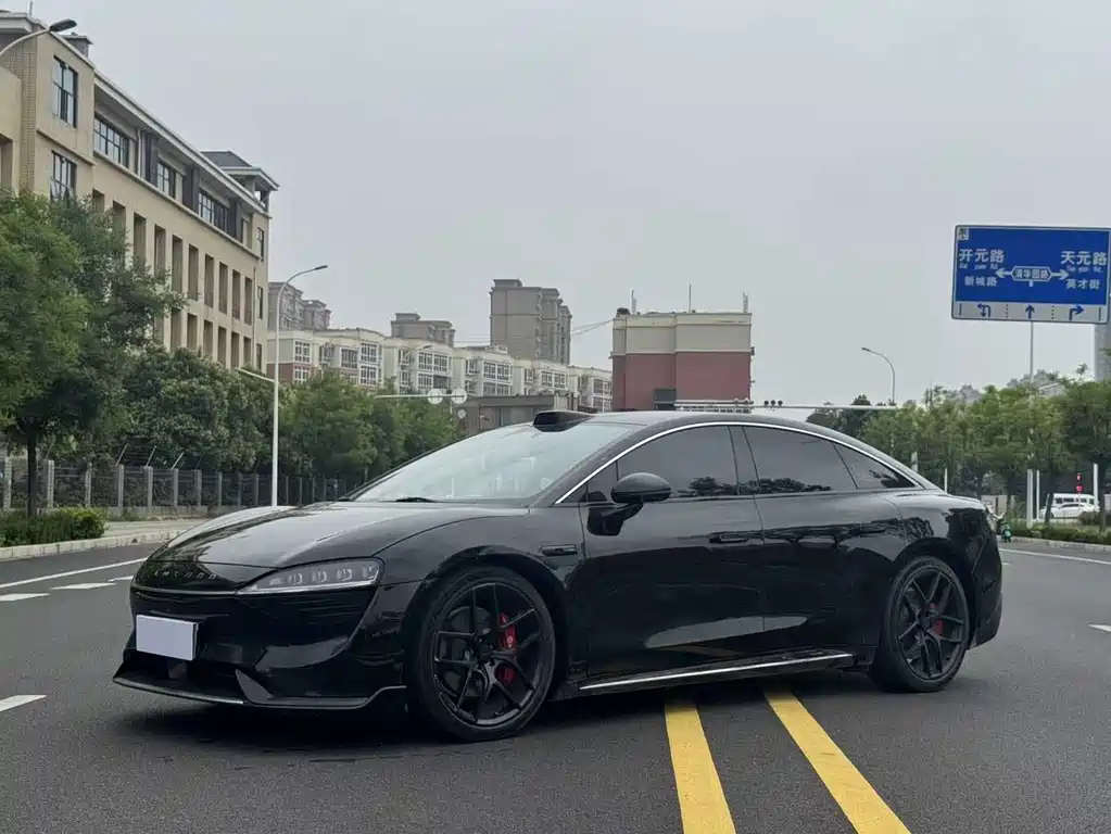 Luxeed Zhijie S7 2024