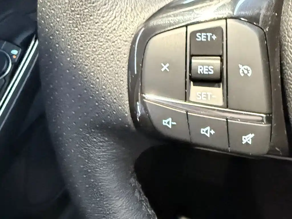 Ford Escape 2020 — фото 15