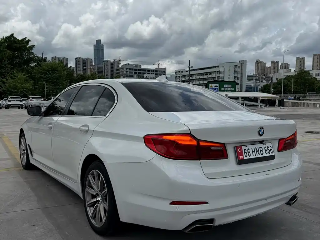 BMW 5 Series 2017