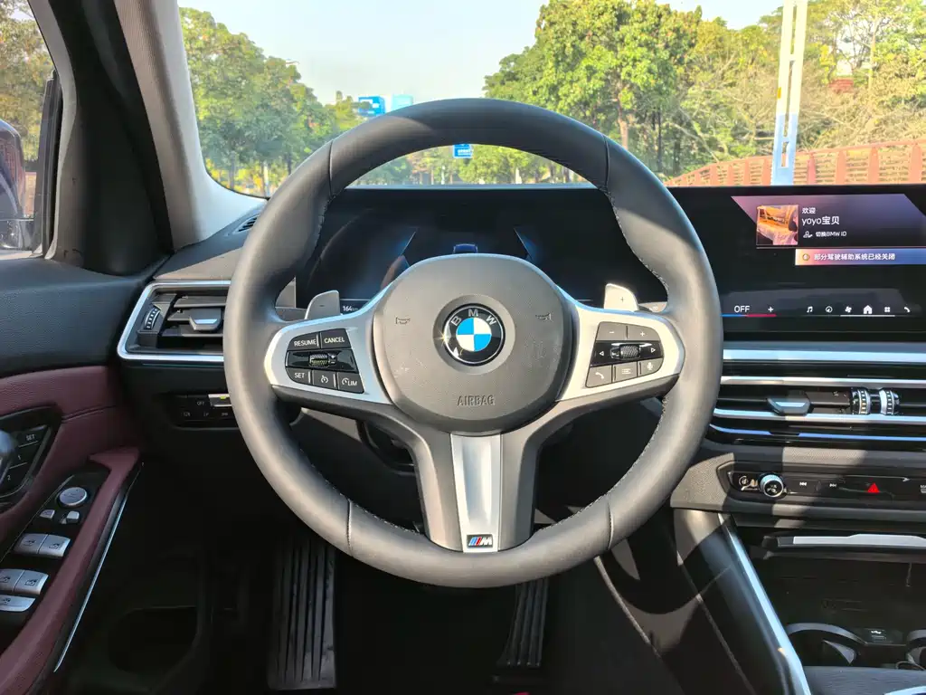 BMW 3 Series 2024 — фото 16