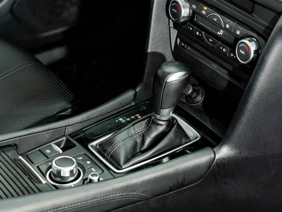 Mazda 3 Angkesela 2017 — фото 18