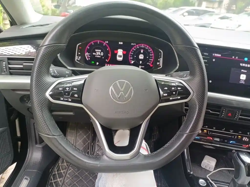 Volkswagen Passat 2023