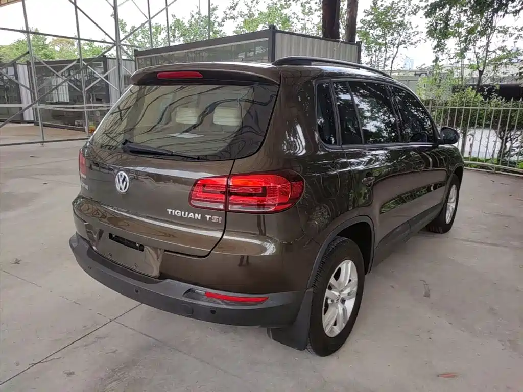 Volkswagen Tiguan 2014 — фото 7