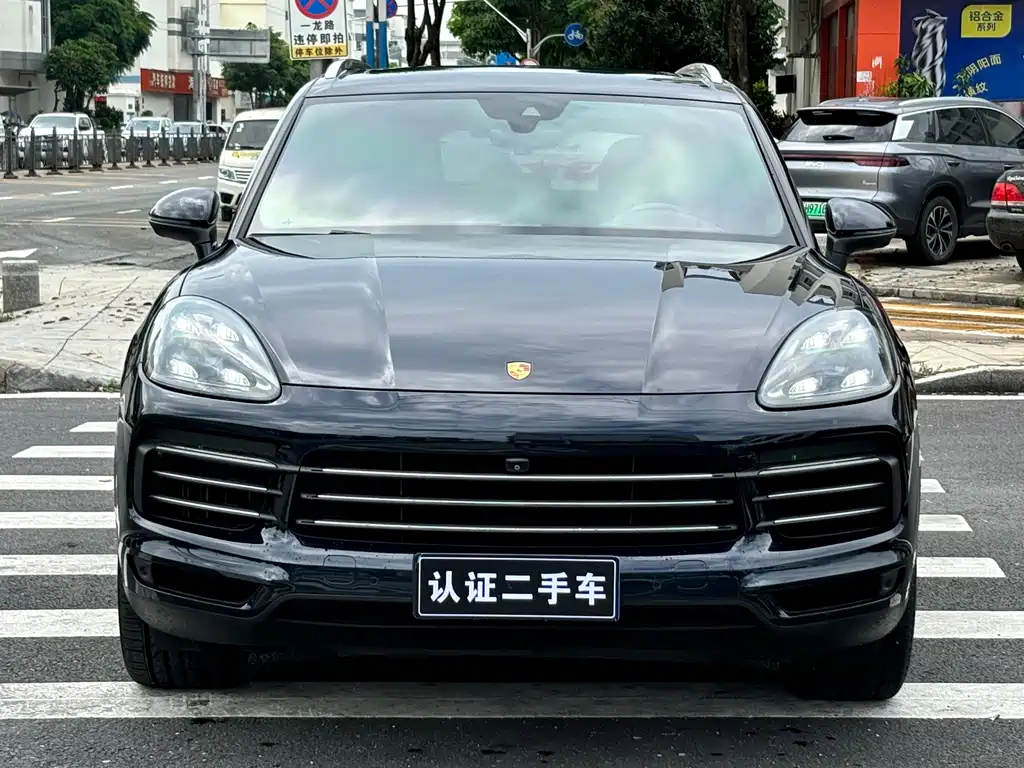 Porsche Cayenne 2019 — фото 5