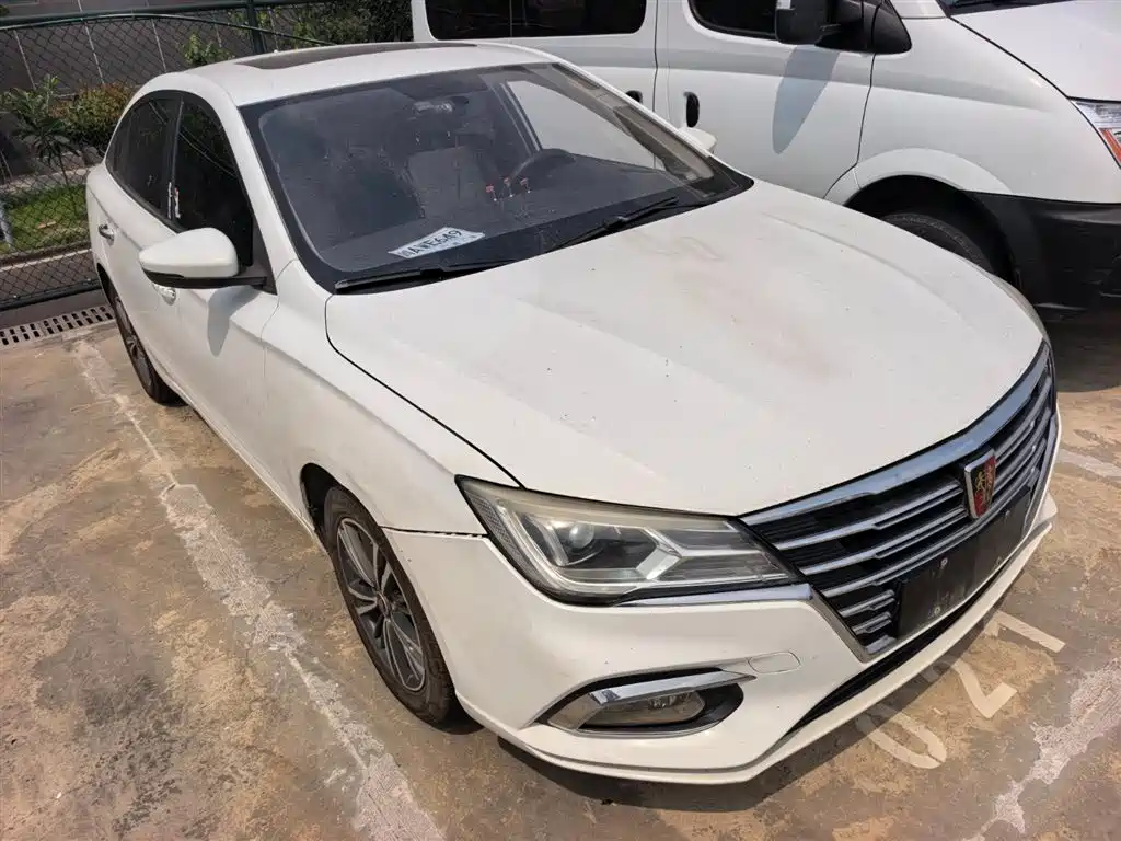 Roewe i5 2019