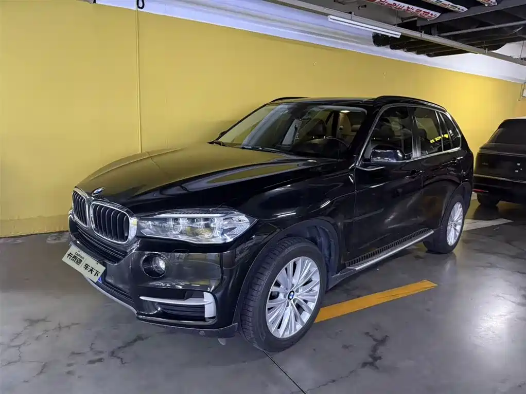 BMW X5 2016 — фото 1