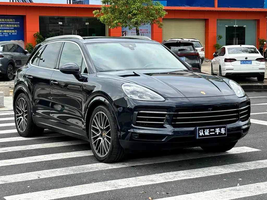 Porsche Cayenne 2019 — фото 4