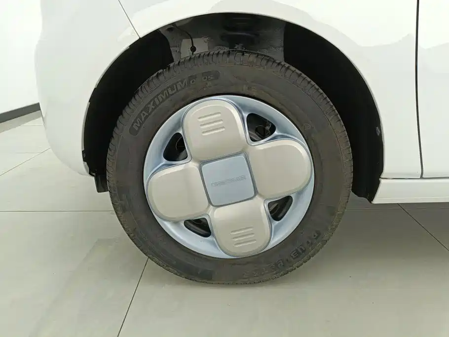 Geely Galaxy Panda 2025