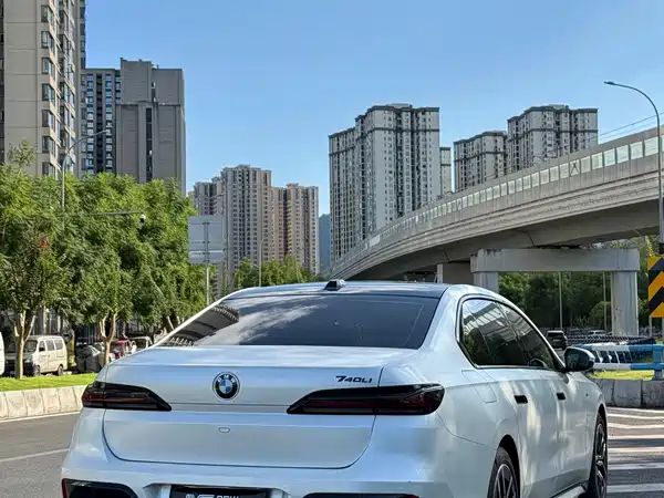 BMW 7 Series 2023