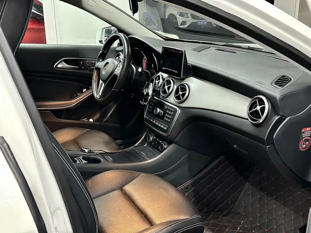 Mercedes-Benz GLA 2016 — фото 5