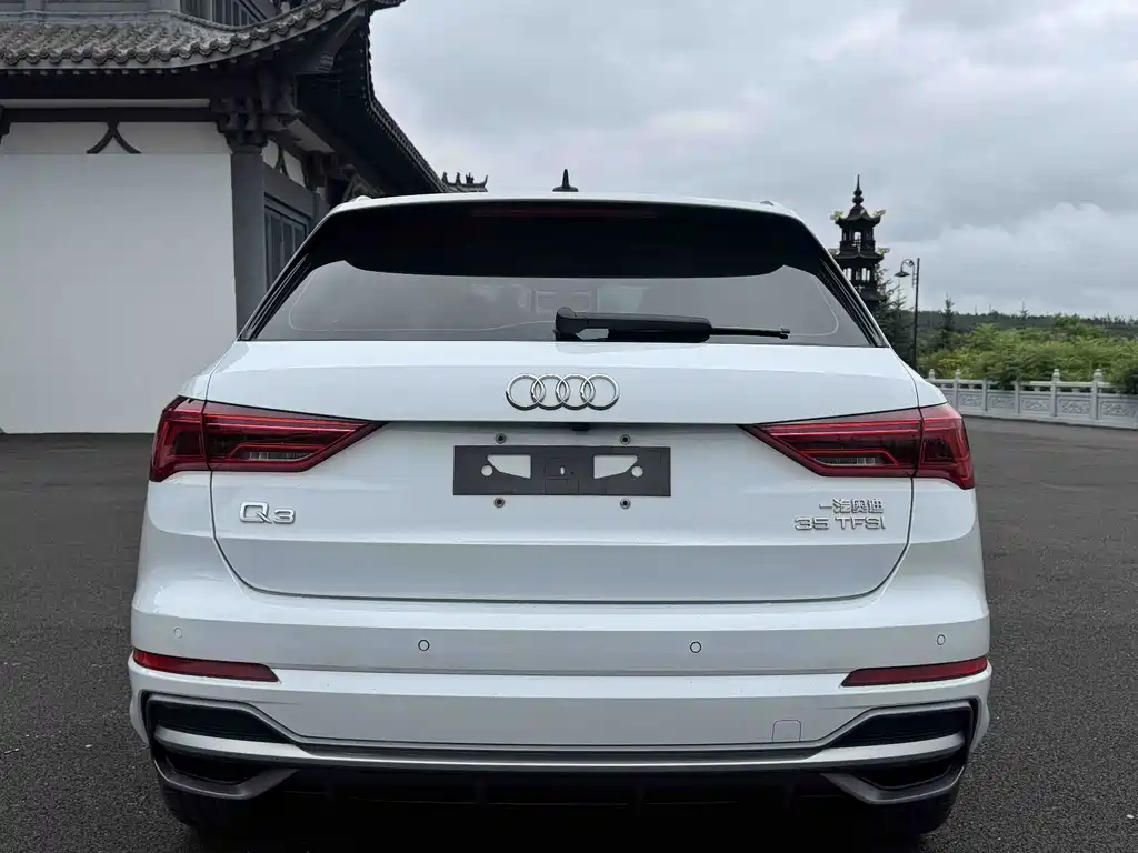 Audi Q3 2022