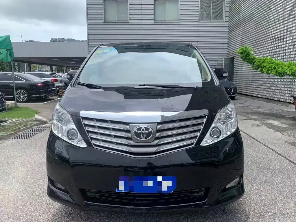 Toyota Alphard 2011 — фото 2