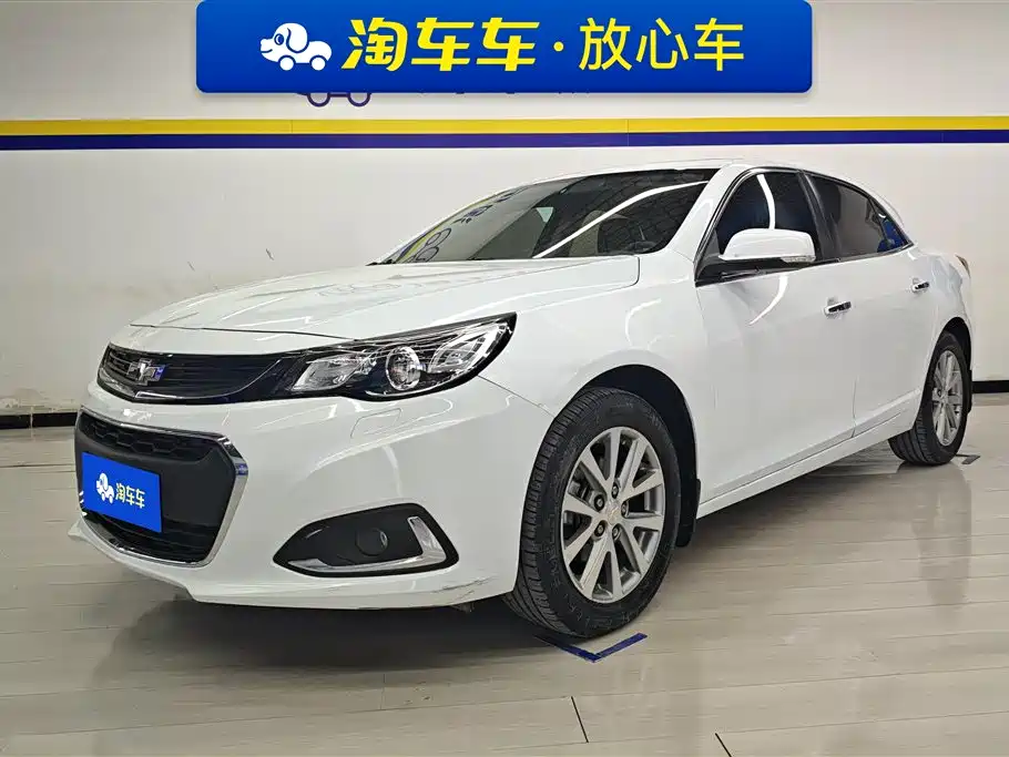 Chevrolet Malibu 2018 — фото 1