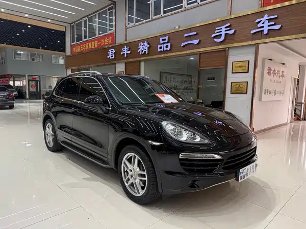 Porsche Cayenne 2011