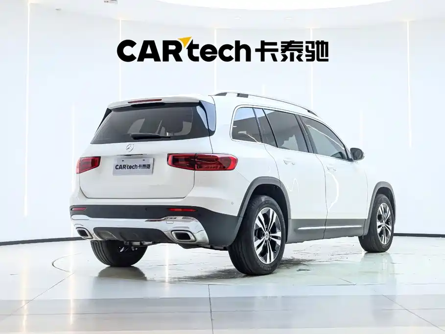 Mercedes-Benz GLB 2023