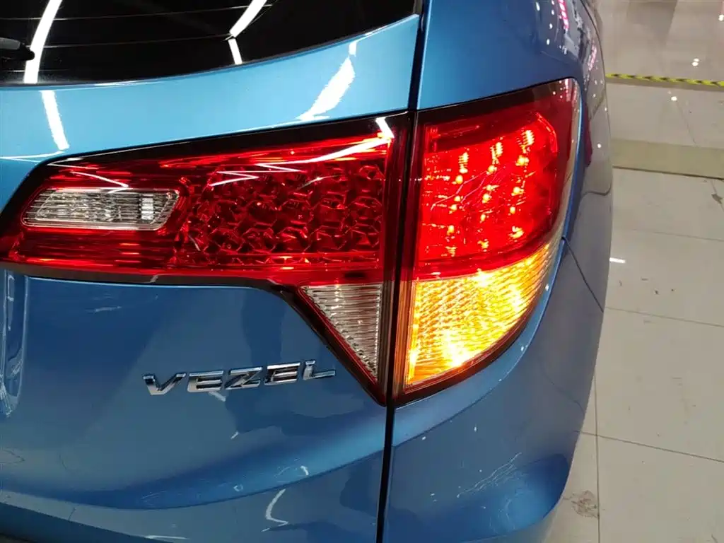 Honda Vezel 2021 — фото 8