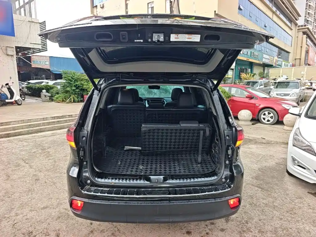 Toyota Highlander 2021 — фото 19