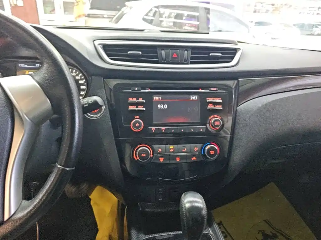 Nissan Qashqai 2016 — фото 13