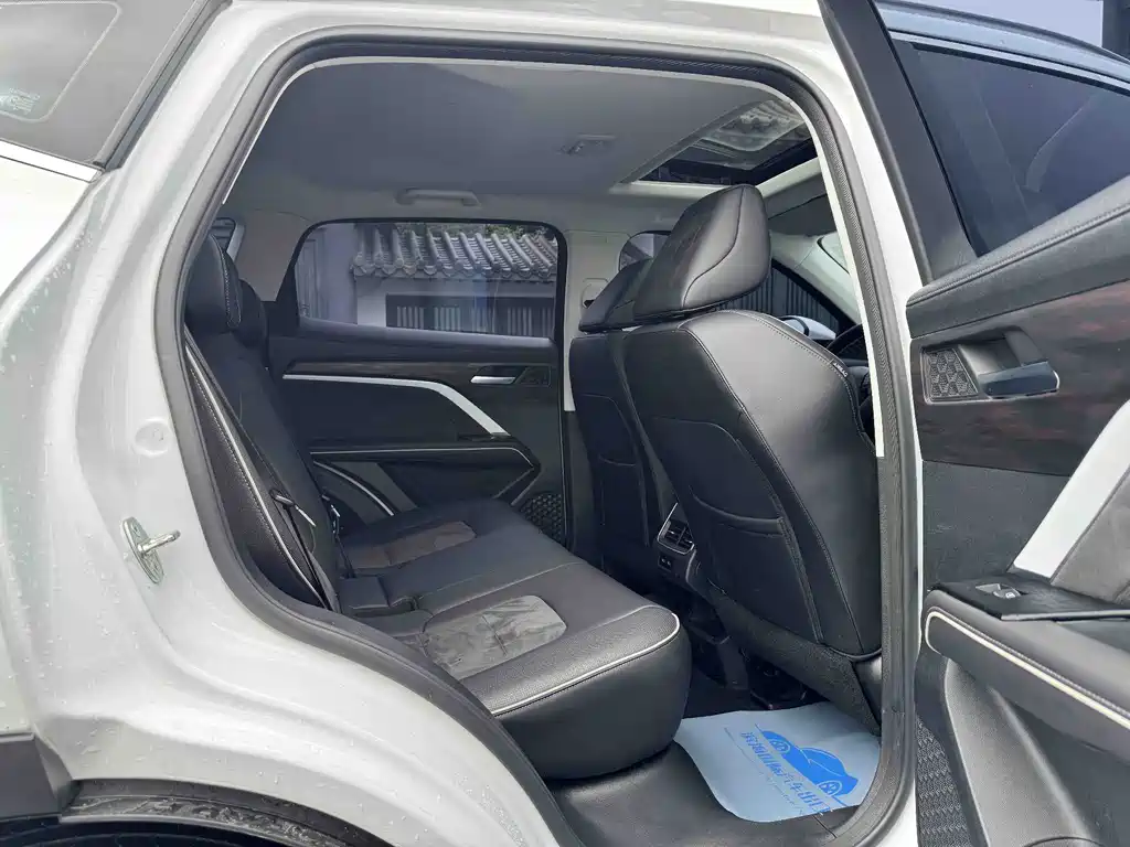 Haval H6 2022 — фото 10