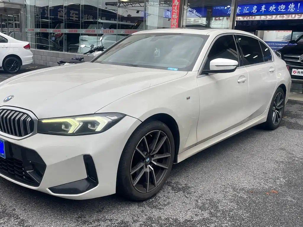 BMW 3 Series 2023