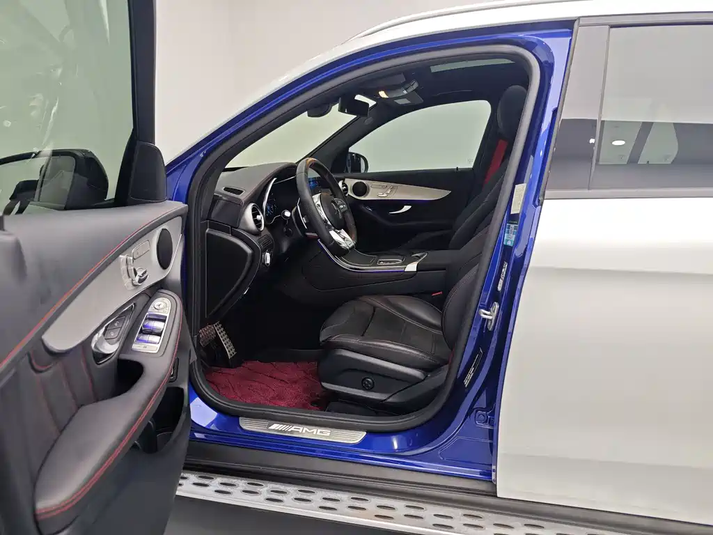 Mercedes-Benz GLC AMG 2020 — фото 12
