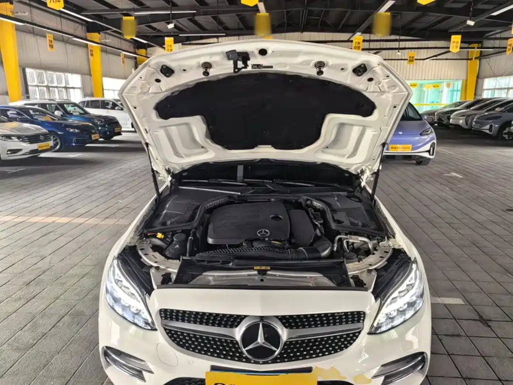 Mercedes-Benz C-Class 2019 — фото 20