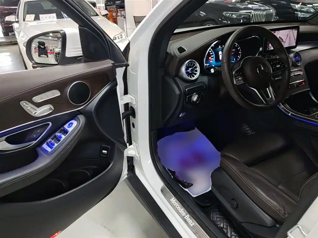 Mercedes-Benz GLC 2020 — фото 16