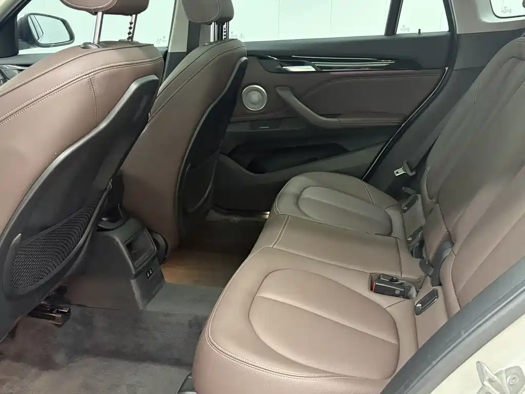 BMW X1 2021 — фото 15