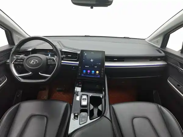 Hyundai Custin 2022