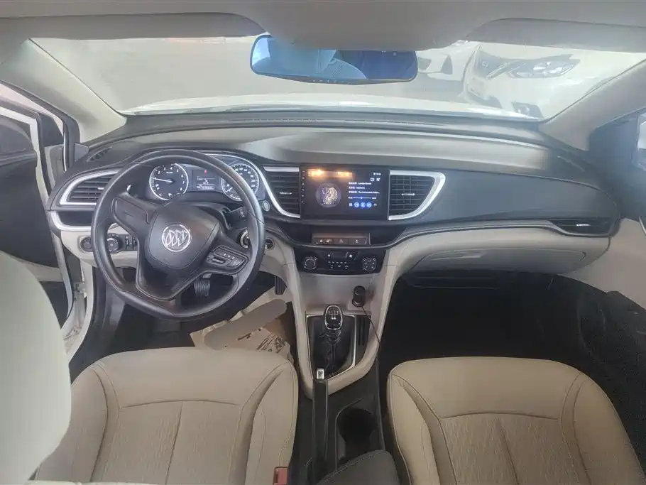 Buick Excelle 2017 — фото 12