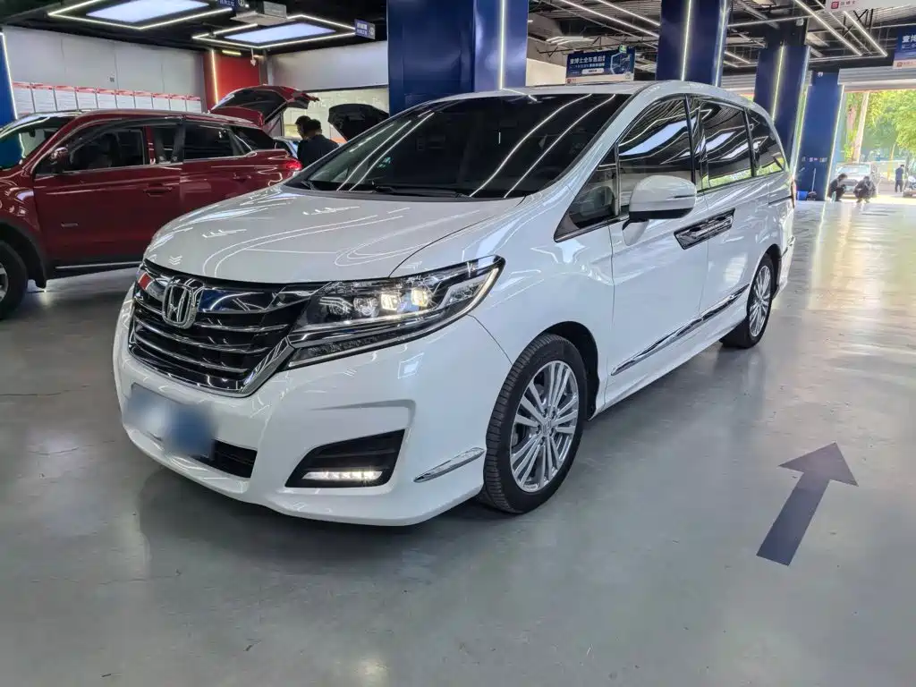 Honda Elysion 2018 — фото 3