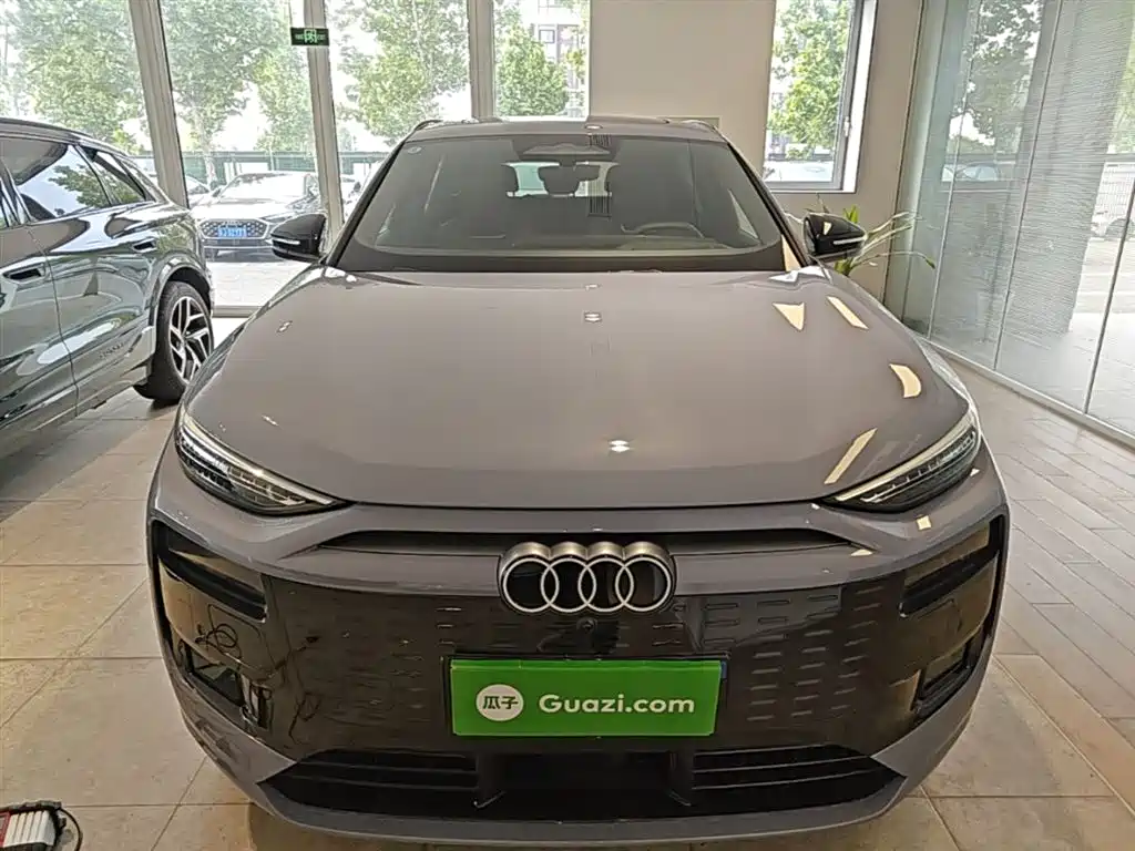 Audi Q6L e-tron 2025 — фото 3