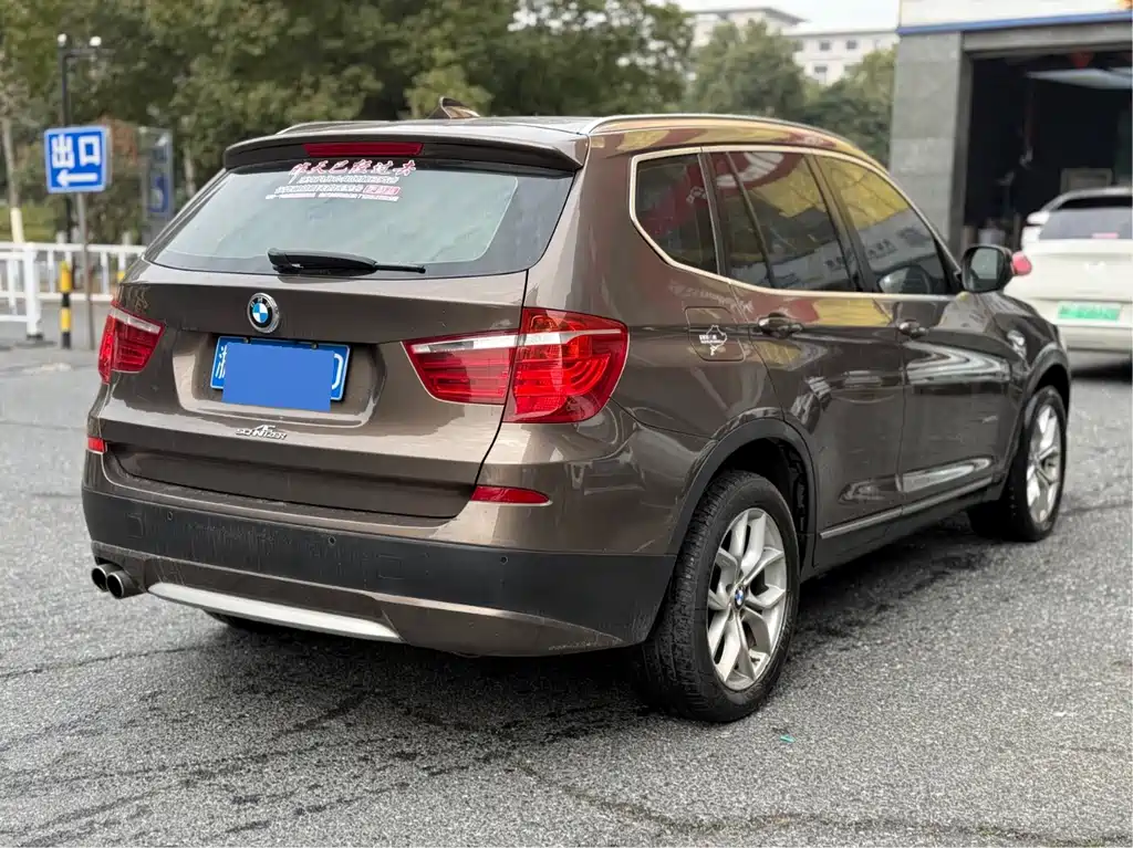 BMW X3 2012 — фото 12