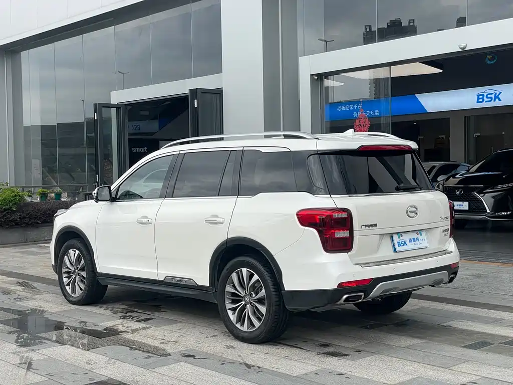 GAC Motor Trumpchi GS8 2017 — фото 14