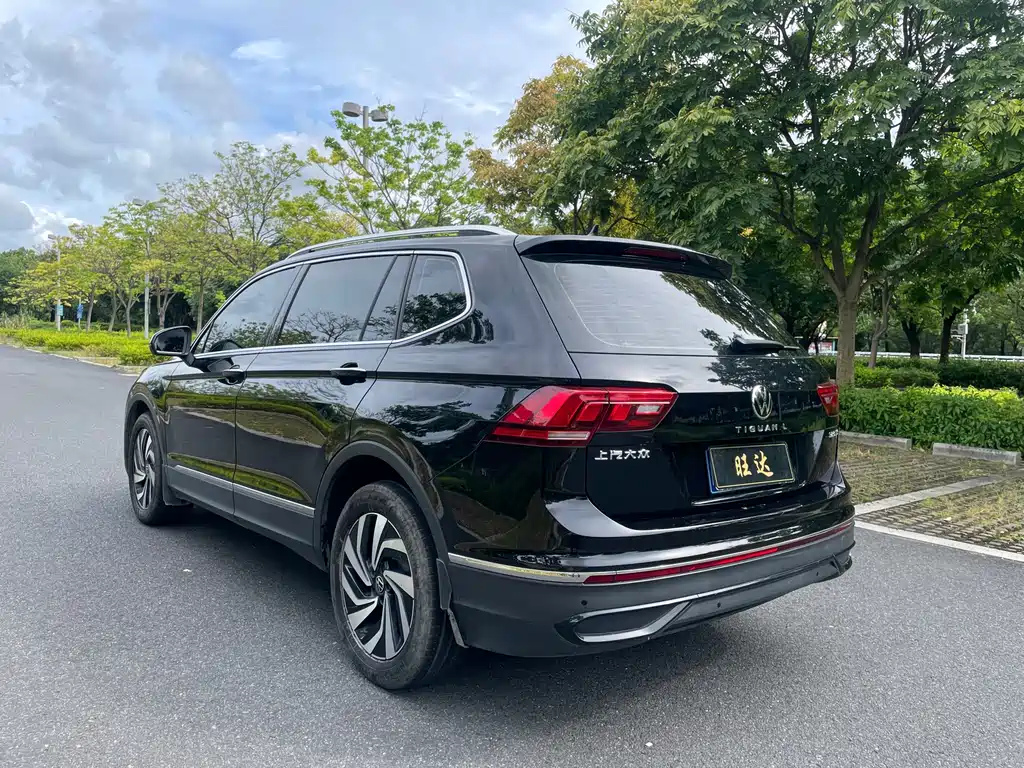 Volkswagen Tiguan L 2025 — фото 9