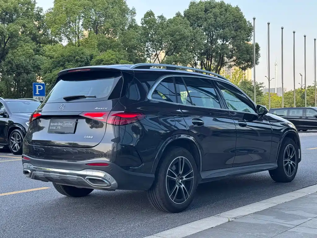Mercedes-Benz GLC 2024
