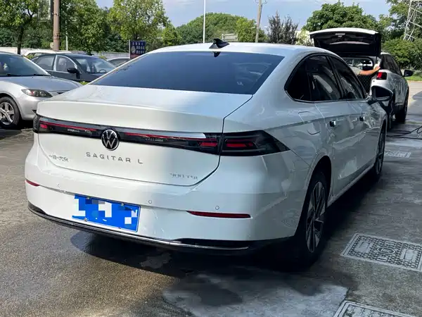 Volkswagen Sagitar 2026