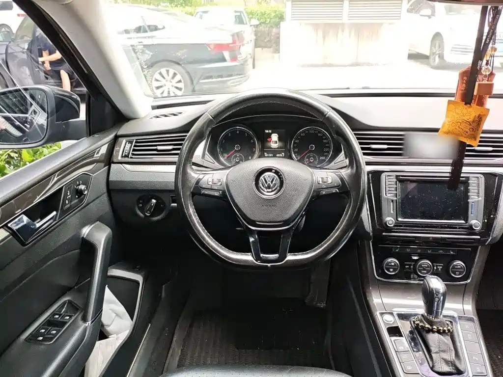 Volkswagen Passat 2016
