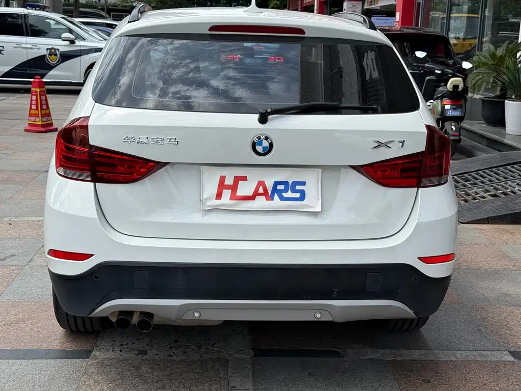 BMW X1 2014 — фото 20