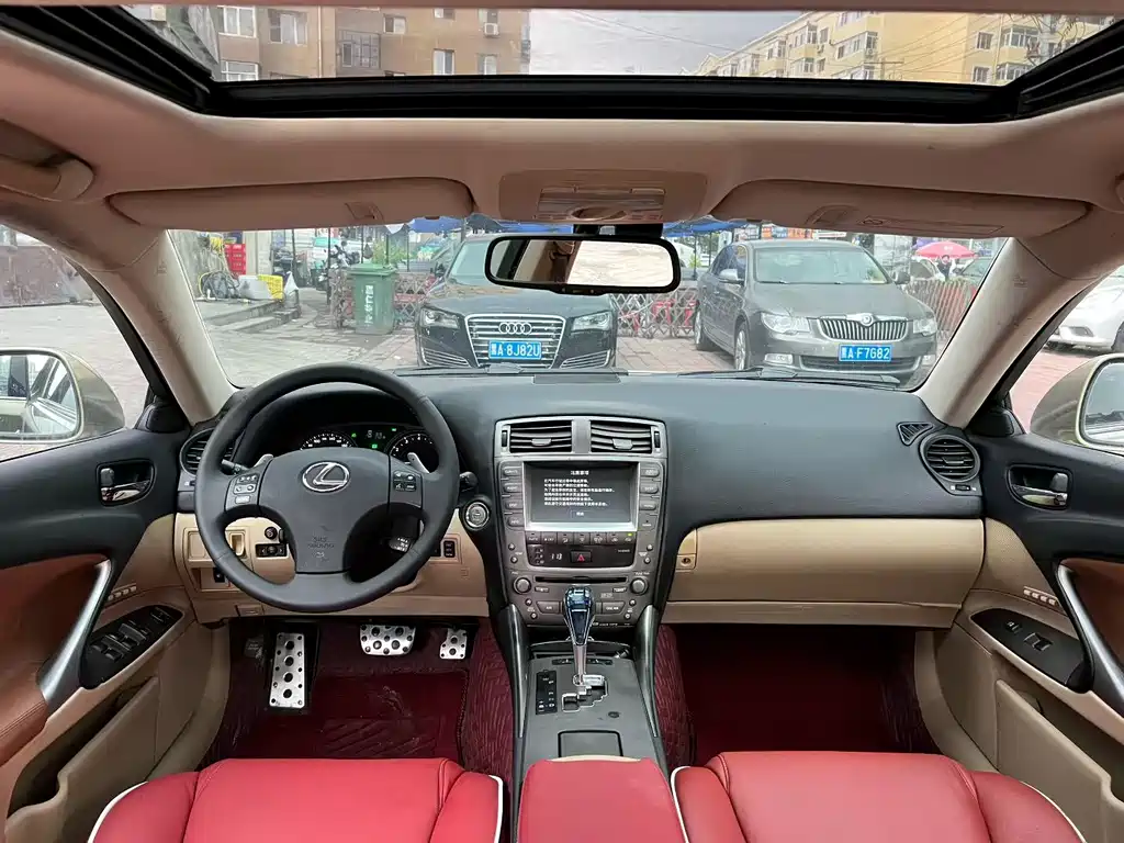 Lexus IS 2008 — фото 7