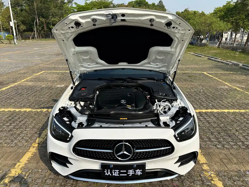 Mercedes-Benz E-Class 2021 — фото 17