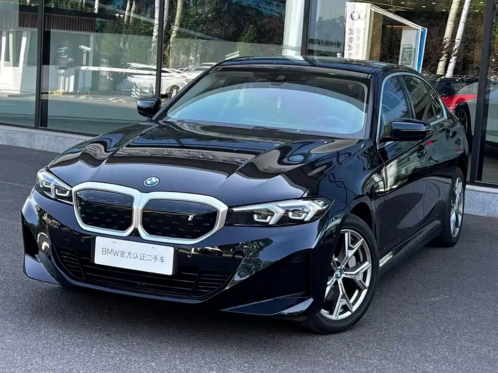 BMW i3 2024 — фото 1