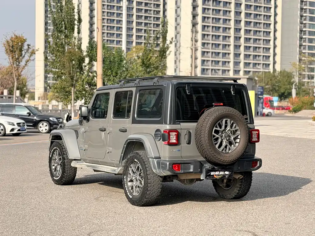 Jeep Wrangler PHEV 2021 — фото 13