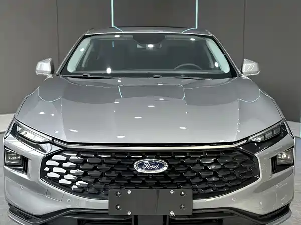 Ford Mondeo 2022