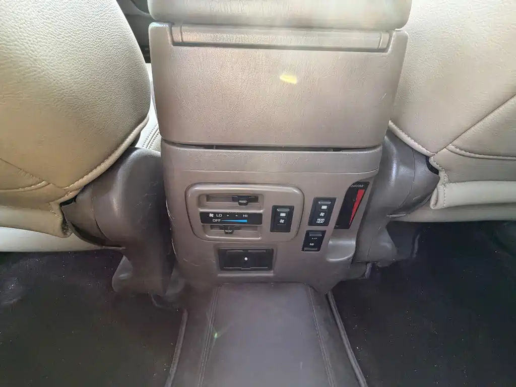 Toyota Prado 2002 — фото 12