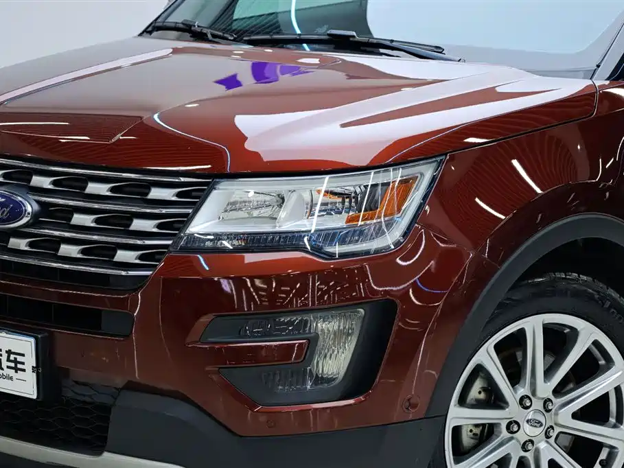 Ford Explorer 2016 — фото 10