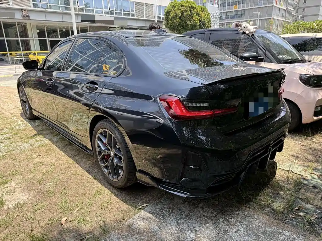 BMW 3 Series 2025