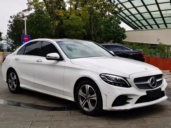 Mercedes-Benz C-Class 2021