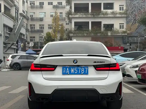BMW 3 Series 2024