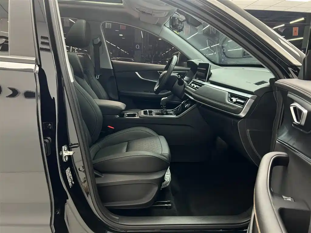 Chery Tiggo 8 2023 — фото 19